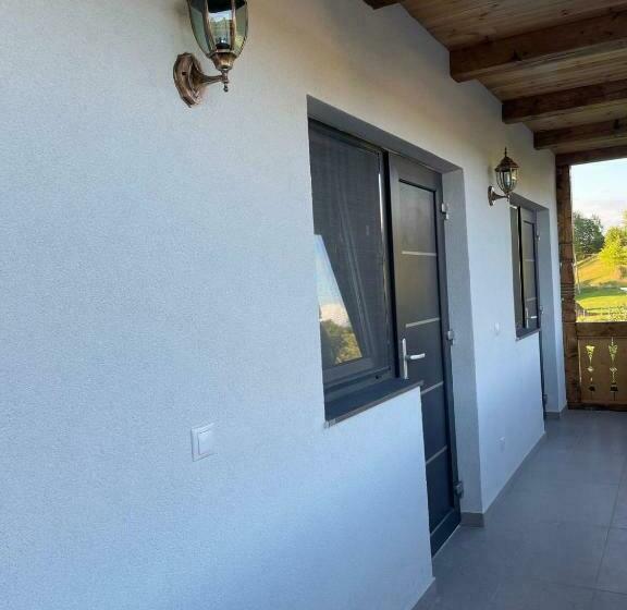 ペンション Casa De Lângă Pădure