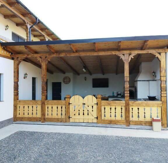 ペンション Casa De Lângă Pădure