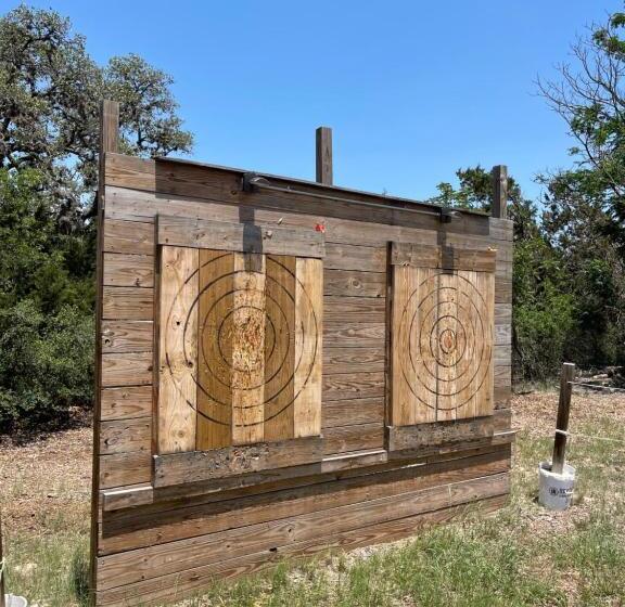 Пансион The Nest Cabin Resort Hummingbird #7