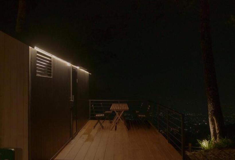 リゾートホテル Bobocabin Coban Rondo, Malang