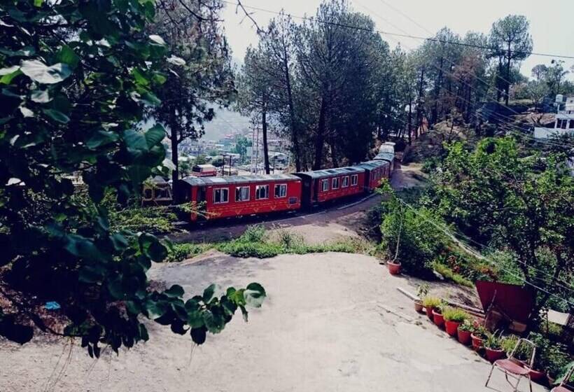 Cozy Solan Apartment With Stunning Views