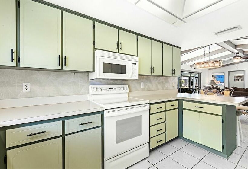 Villa Prestige Worldwide