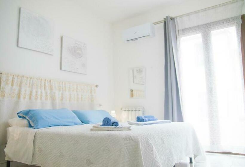 مبيت وإفطار White Bike Rooms