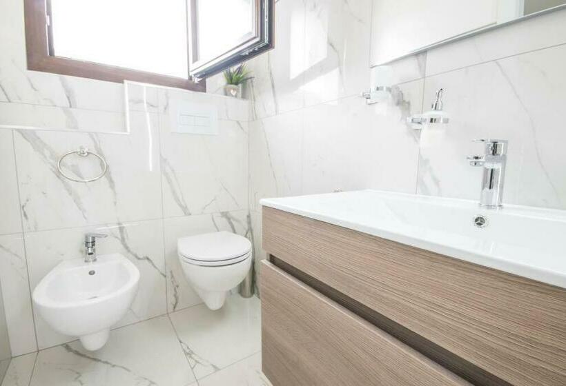 مبيت وإفطار White Bike Rooms