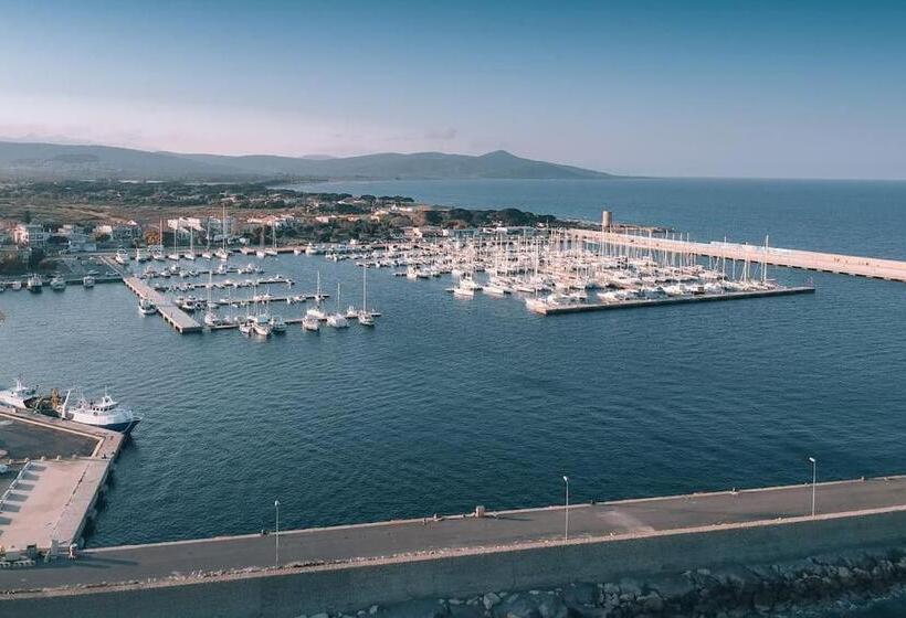 مبيت وإفطار White Bike Rooms