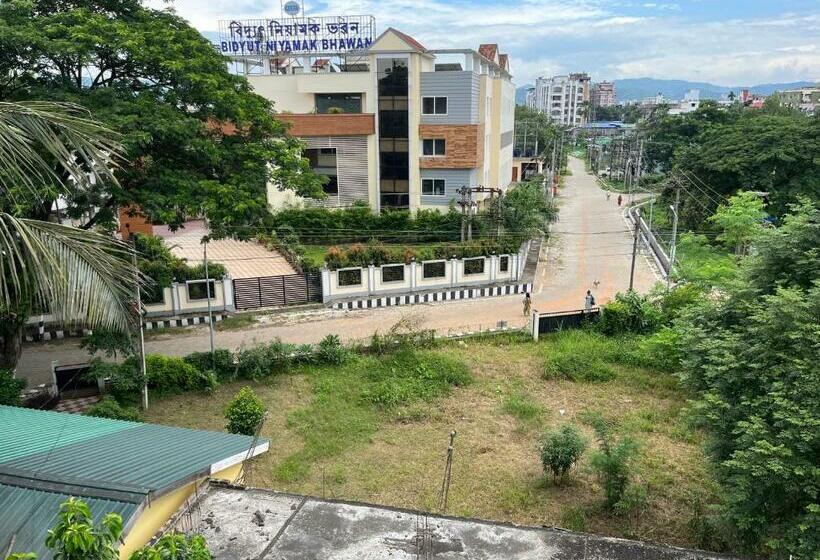 Bed and Breakfast Aba Rooms Necha Building
