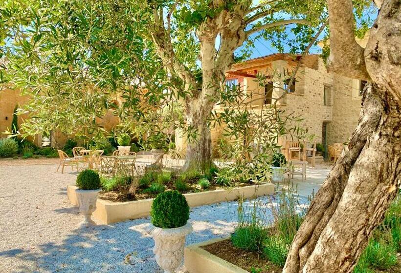 ベッドアンドブレックファースト Domaine Egenia