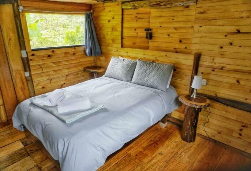 مبيت وإفطار Habitación Colibrí, Pijao, Finca Flora Del Río