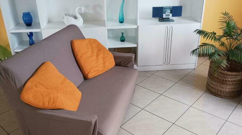 ベッドアンドブレックファースト L Sass