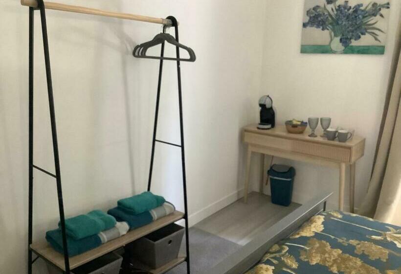 Bed and Breakfast No. 5 Plaisance