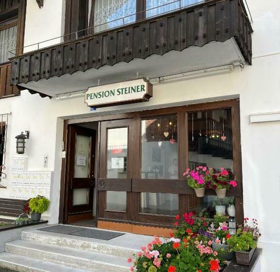 Bed and Breakfast Pension Steiner, Matrei Am Brenner !!no Late Check In,no Breakfast!!