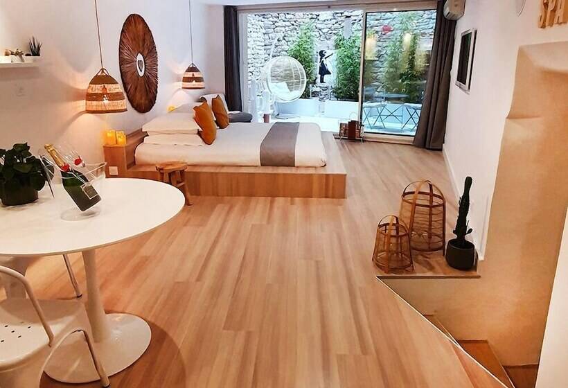 Bed and Breakfast Suite 6