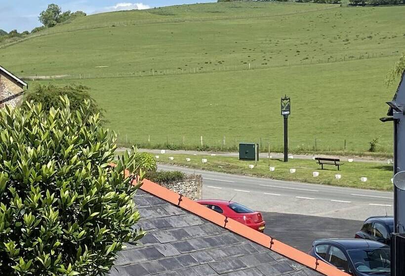 Bed and Breakfast The Lydden Bell