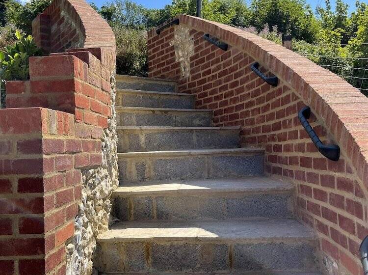 Bed and Breakfast The Lydden Bell