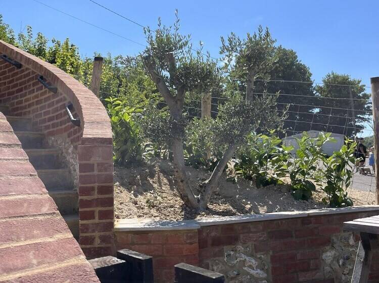 Bed and Breakfast The Lydden Bell