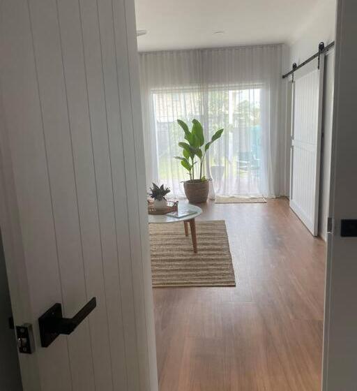 تختخواب و صبحانه Tweed River Retreat