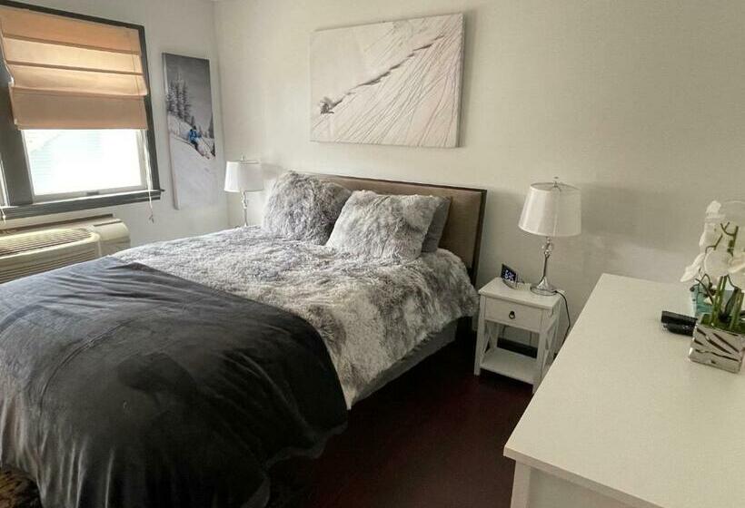 Gorgeous Ski On/off 2 Br Sleeps 8 Jiminy Must See Luxury