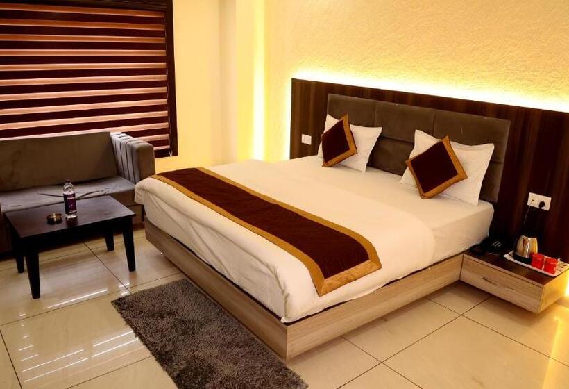 בית מלון כפרי Blue Pine