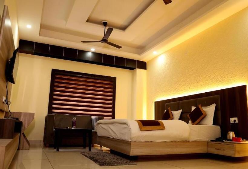 בית מלון כפרי Blue Pine