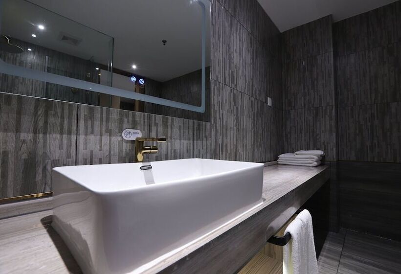 هتل Holiday Inn Express Hengshui Railway Station, An Ihg