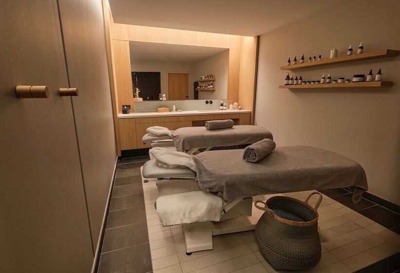 Loisium Wine & Spa Hotel Champagne