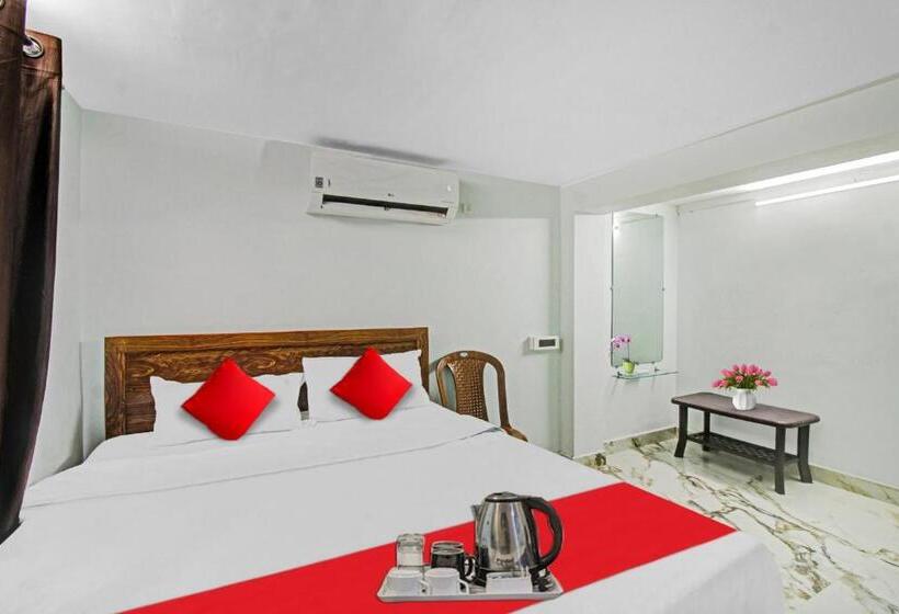 酒店 Oyo 90210 J D Guest House