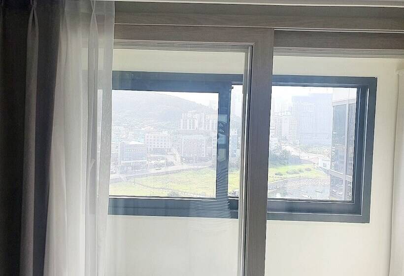 هتل Shiftdoor Residence Hari