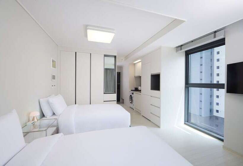 هتل Shiftdoor Residence Hari