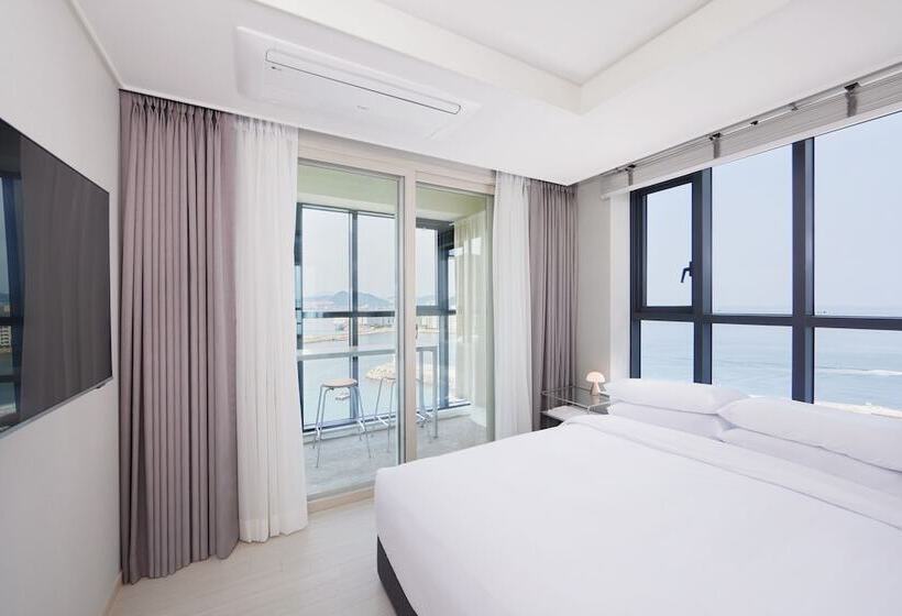 هتل Shiftdoor Residence Hari