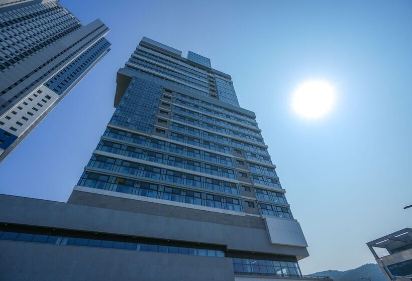 هتل Shiftdoor Residence Hari