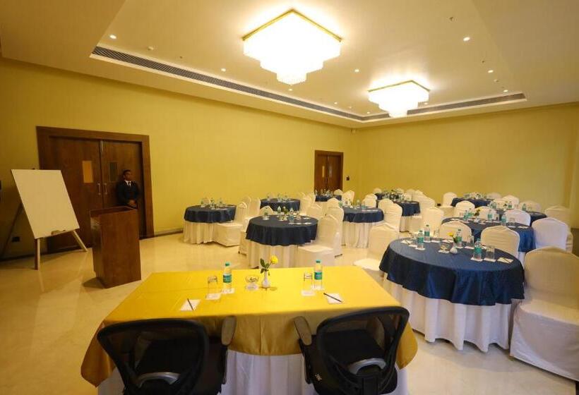 Hotel The Aurum Subrahmanya