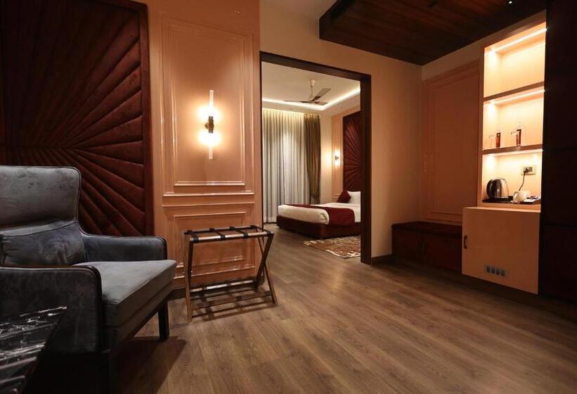 The Ramayana Hotel, Ayodhya