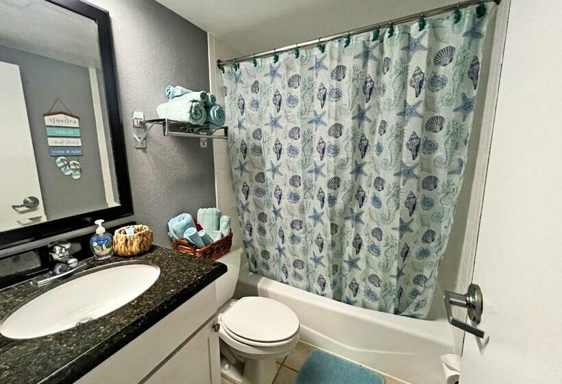 Little Harbor #205 The Place To Stay