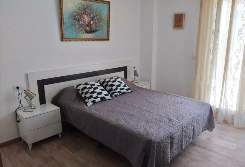 پانسیون Boutique Los Pinos