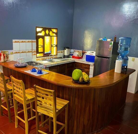 بنسيون Hostal Tortuga Viajera