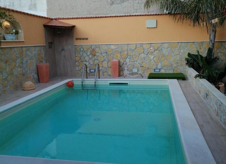 پانسیون Ivana Home