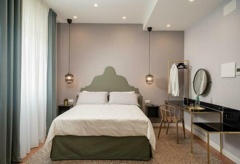 پانسیون Nue Suites
