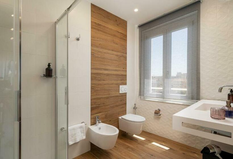 Пансион Nue Suites