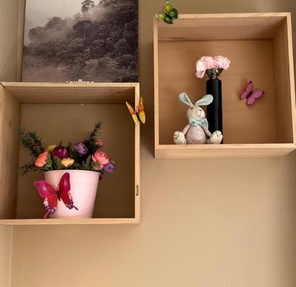 Пансион Room In B&b   Casa Belvedere   Complimentary Wifi And Private Parking