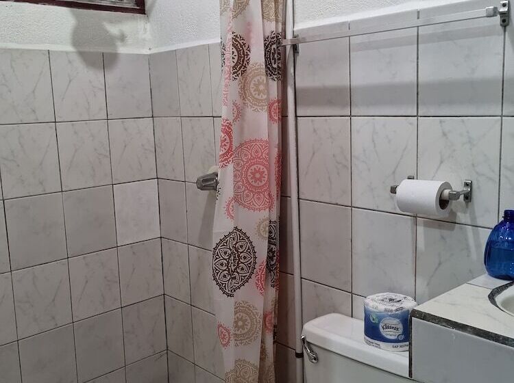 膳宿费 Hostel Santafe