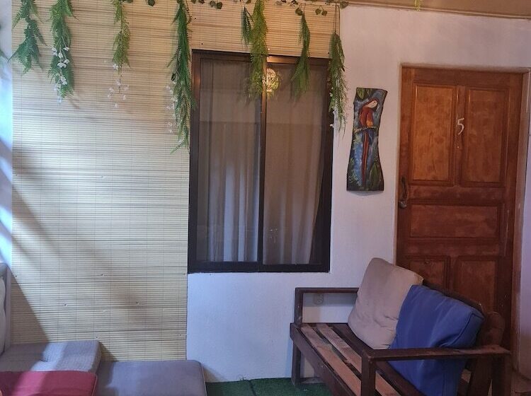 پانسیون Hostel Santafe