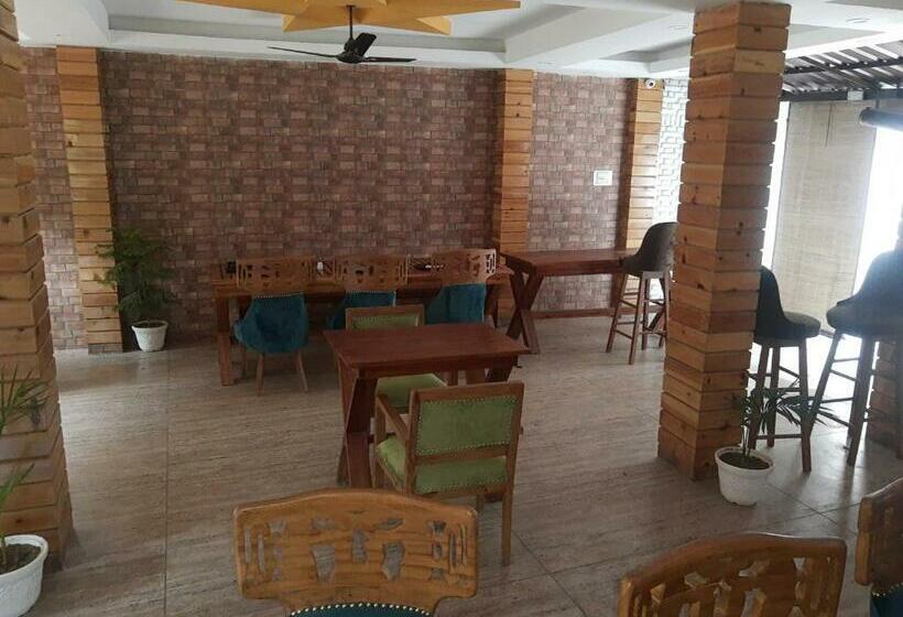 فندق صغير La Siesta India Chamba