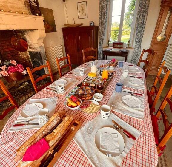 Bed and Breakfast Ferme Fortifiée D Enguenard