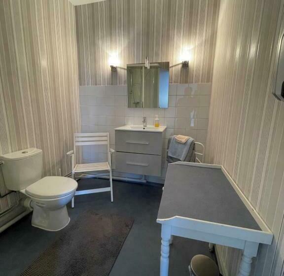 Bed and Breakfast Ferme Fortifiée D Enguenard