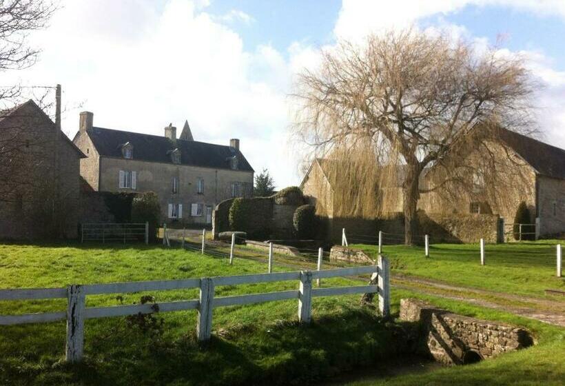 Bed and Breakfast Ferme Fortifiée D Enguenard
