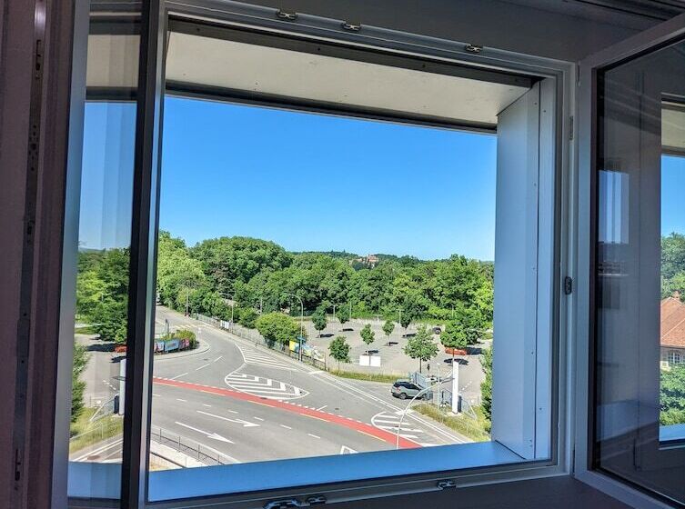 Evi S Home Hotel & Apartments