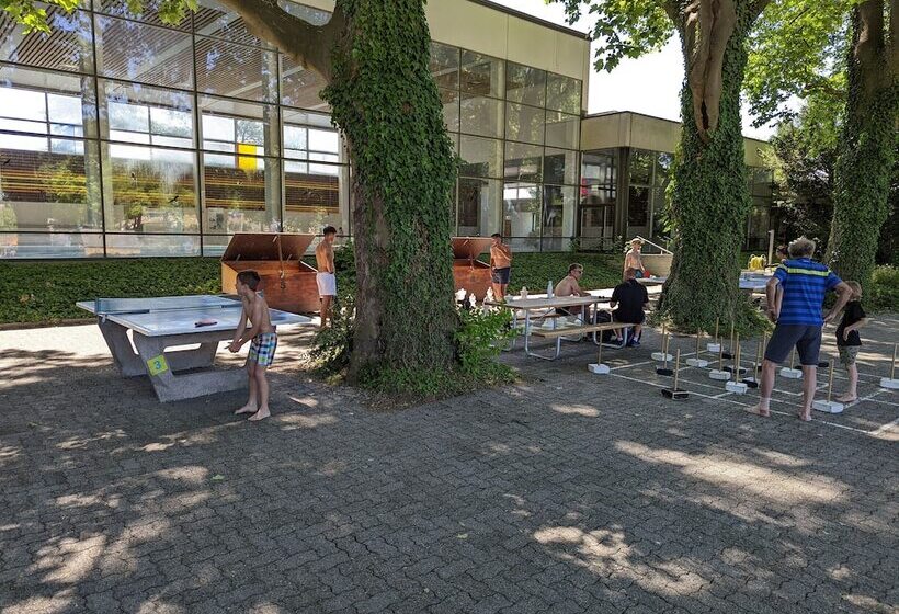 Evi S Home Hotel & Apartments