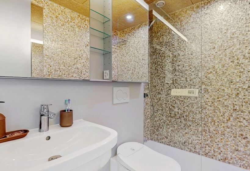 Evi S Home Hotel & Apartments