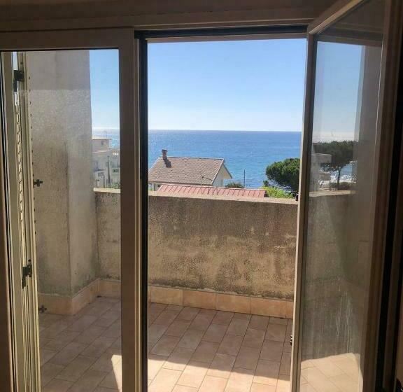 בית מלון כפרי Bar 2001