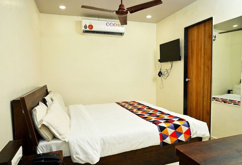 Отель Blue Leaf